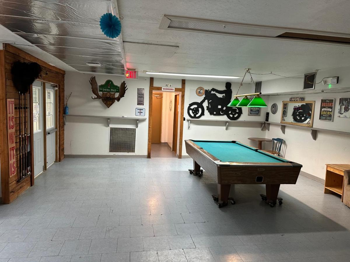 North Adventure Inn Cochrane Εξωτερικό φωτογραφία