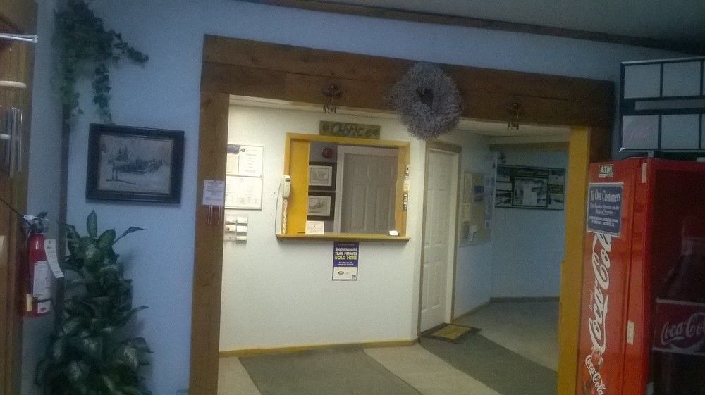 North Adventure Inn Cochrane Εξωτερικό φωτογραφία